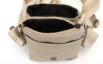 Goud tasje im dutch kansasbinnenkant