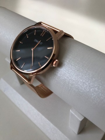 Horloge rose zwart 1