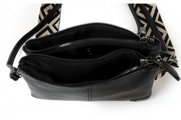 Zwart castel schoudertasje crossbody newj1pg